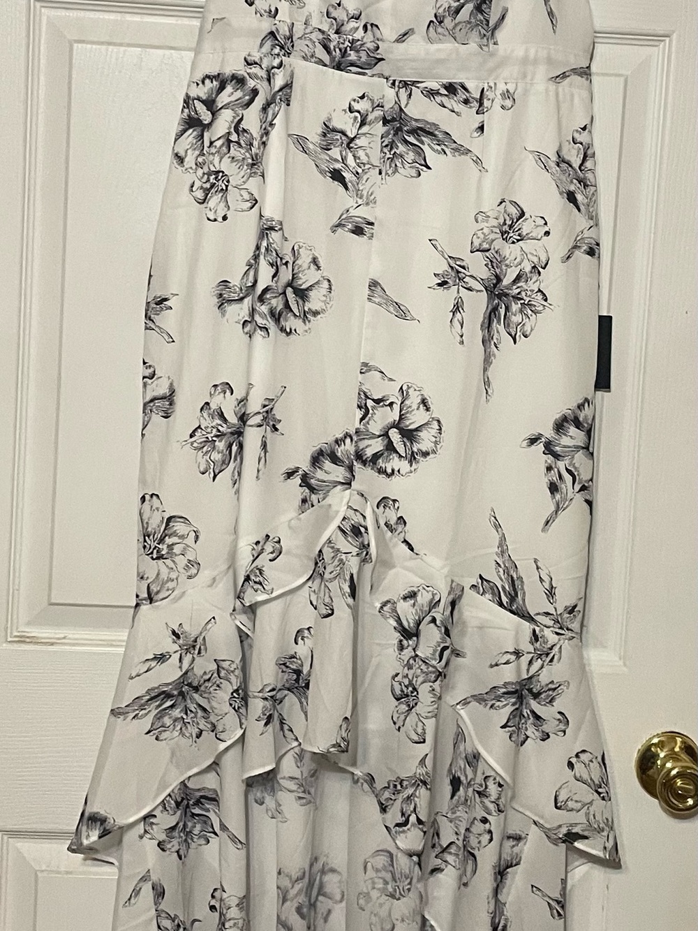 Lulu's Darling Daylily White High-Low Dress with Black Floral Print - Picture 6 of 9